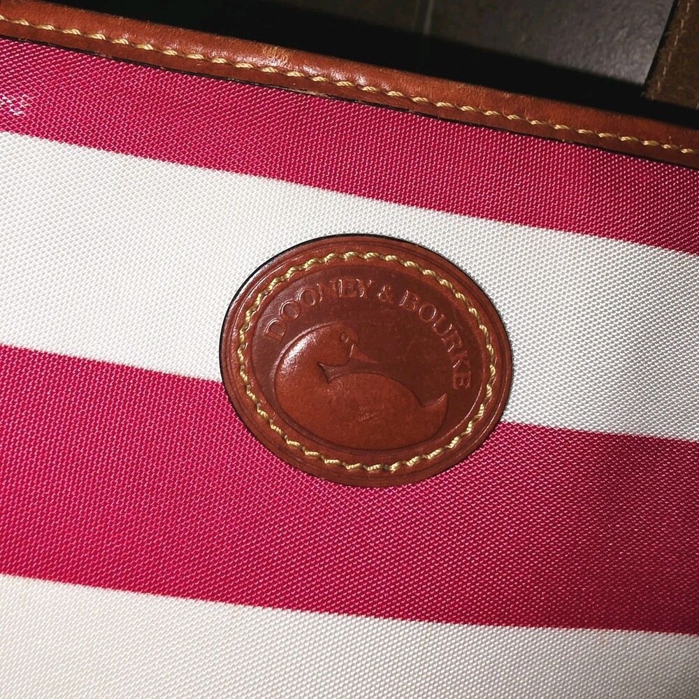 Dooney & Bourke Charleston Pink White Stripes Logo Zipper Top Shoulder Bag Purse - Picture 3 of 16